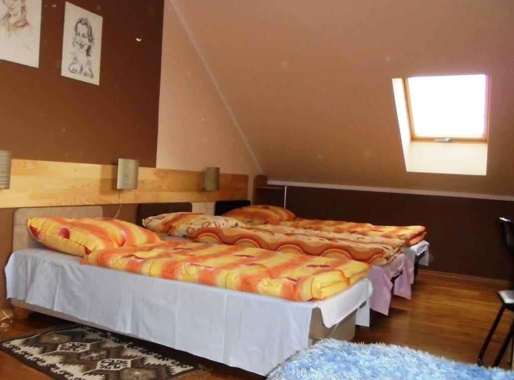 Pokoje Goscinne Na Skraju Lasu Kamieniec Ząbkowicki Extérieur photo